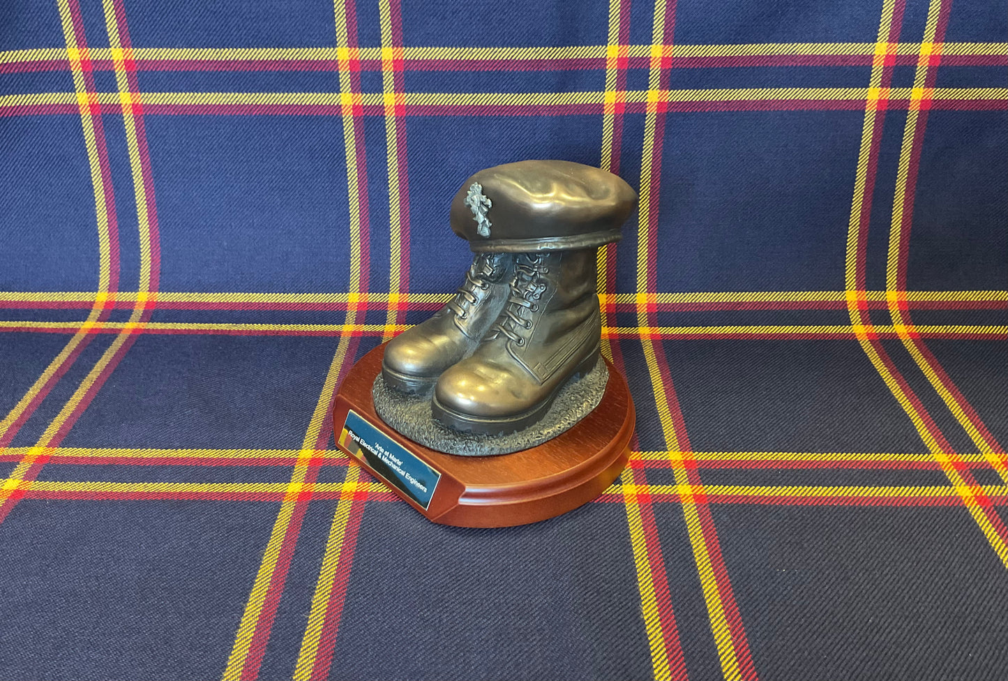 Boots with REME Beret QC - Engraved - No Spanner